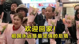 老板把舌头伸进我下边视频